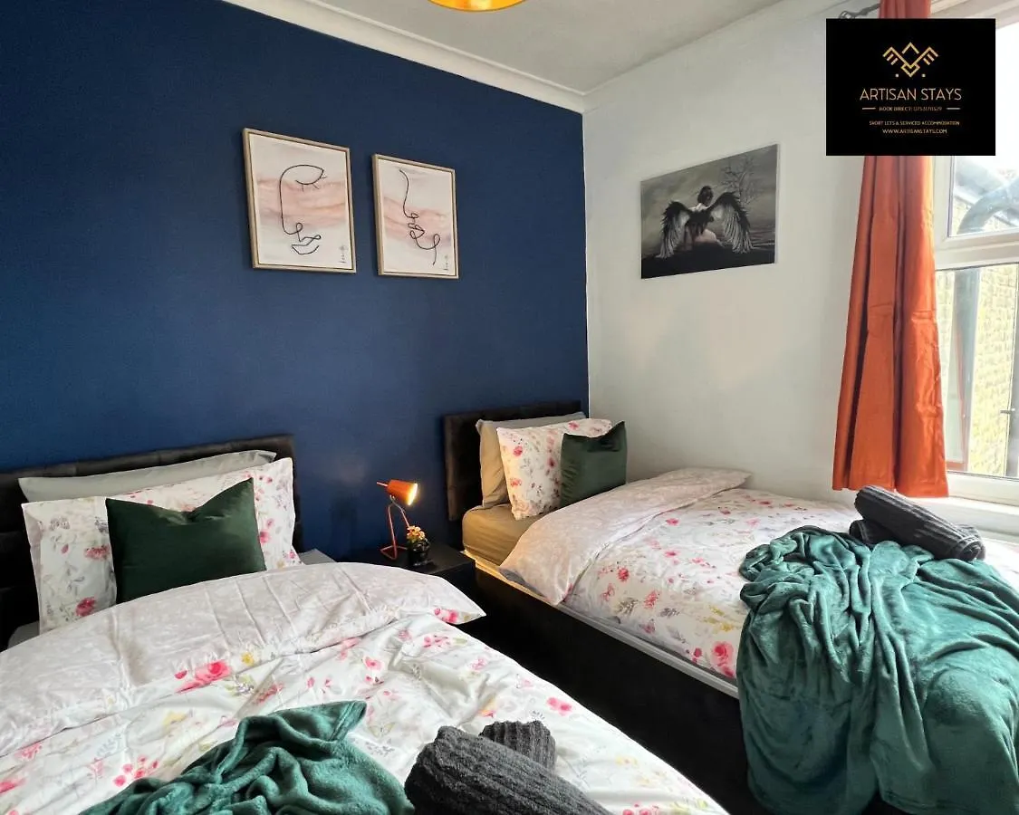 Holiday home Vintage Vibes By Artisan Stays In Southend-On-Sea I Weekly Or Monthly Stay Offer I Pvt Parking I Sleeps 5