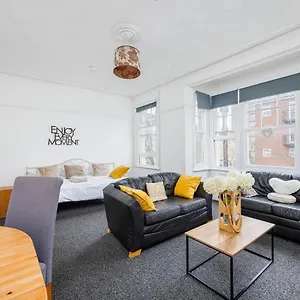 Bright & Spacious 2br - Centre Nr The & High St By Everhome Ltd Southend-on-Sea
