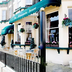 4* Gasthof Ilfracombe House - Near Cliffs Pavilion
